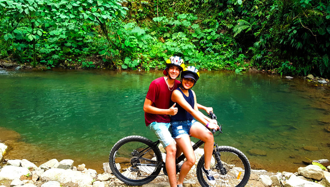 Bicicleta tour Bucay ruta cascadas cerca de Guayaquil
